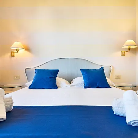 Blue House Near The Sea شقة ليدو دي كامايوري